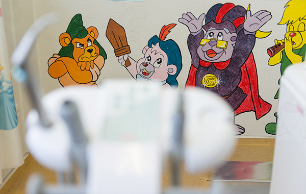 Kinderzahnbehandlung Kinderzahnbehandlung